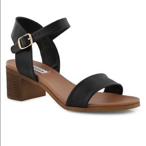 Steve Madden Black Sandals- Kemmy Sandal